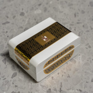 التغليف والاكسسوارات